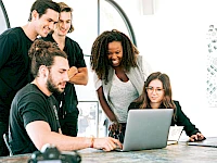 Webdesign für Startups – schnell & ohne Einrichtungsgebühr Webdesign für Startups – schnell & ohne Einrichtungsgebühr